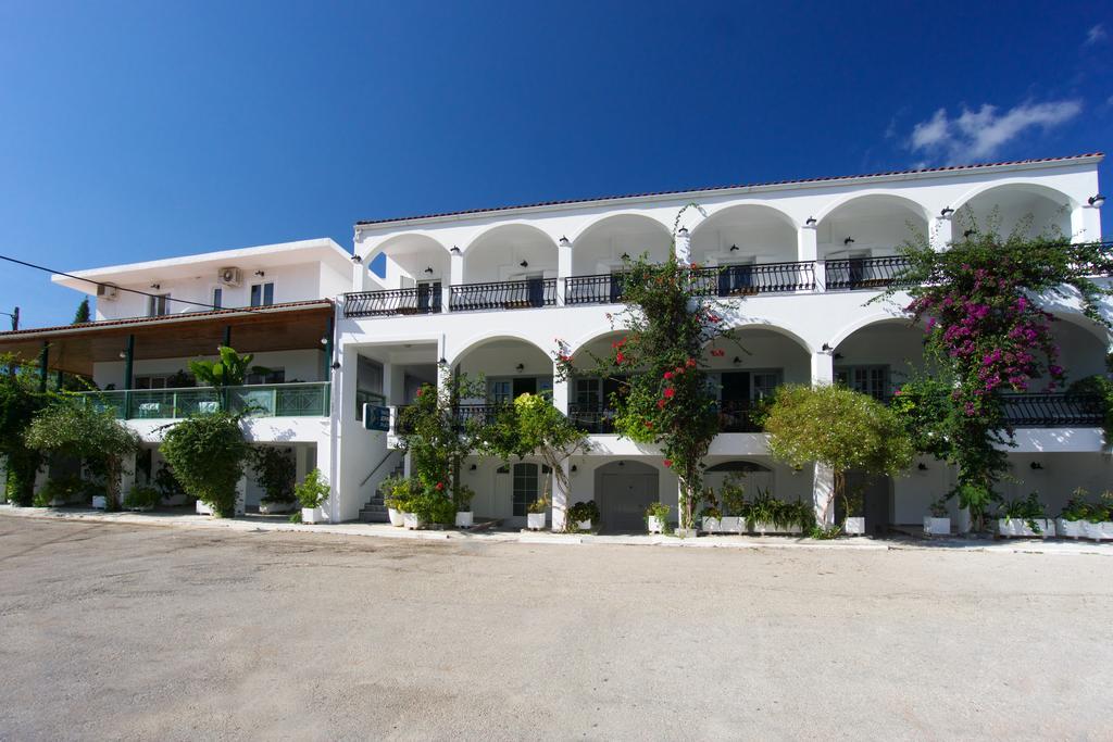 Hotel Athina Karavomylos Luaran gambar