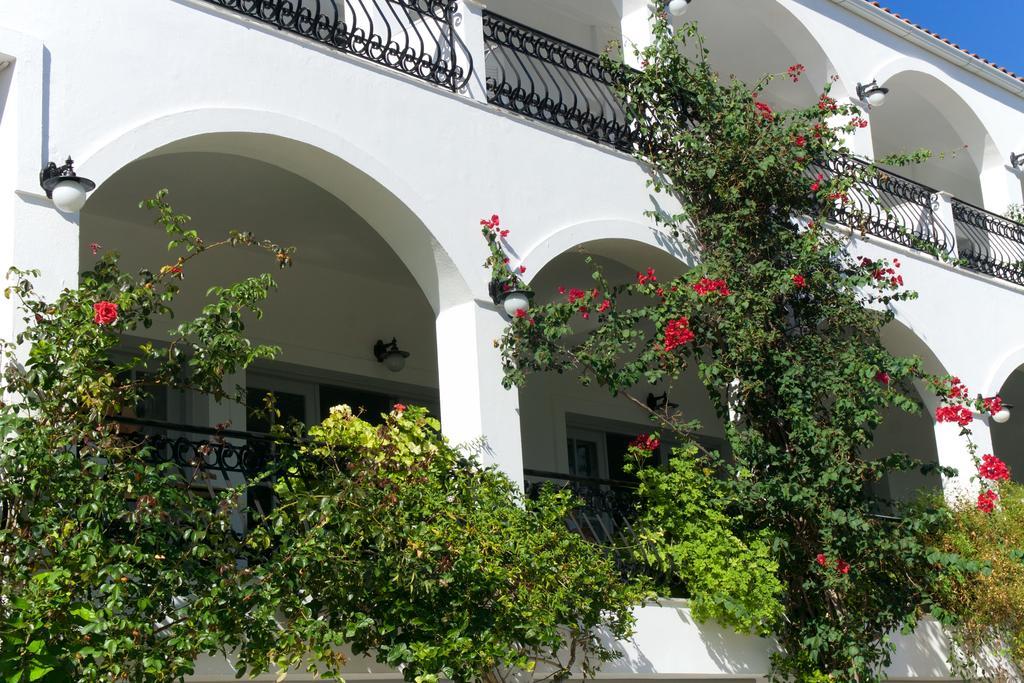 Hotel Athina Karavomylos Luaran gambar