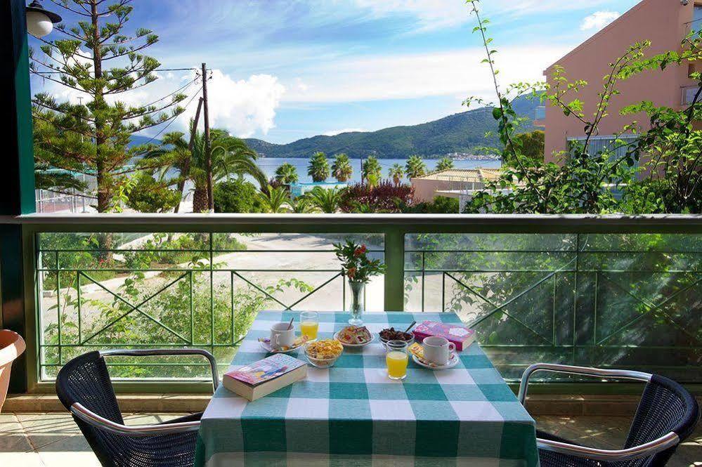 Hotel Athina Karavomylos Luaran gambar